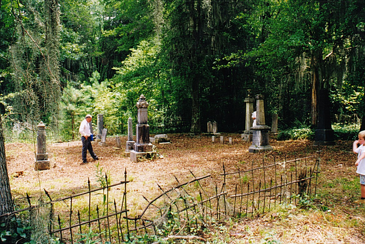 Lloyd Plantation Cemetery